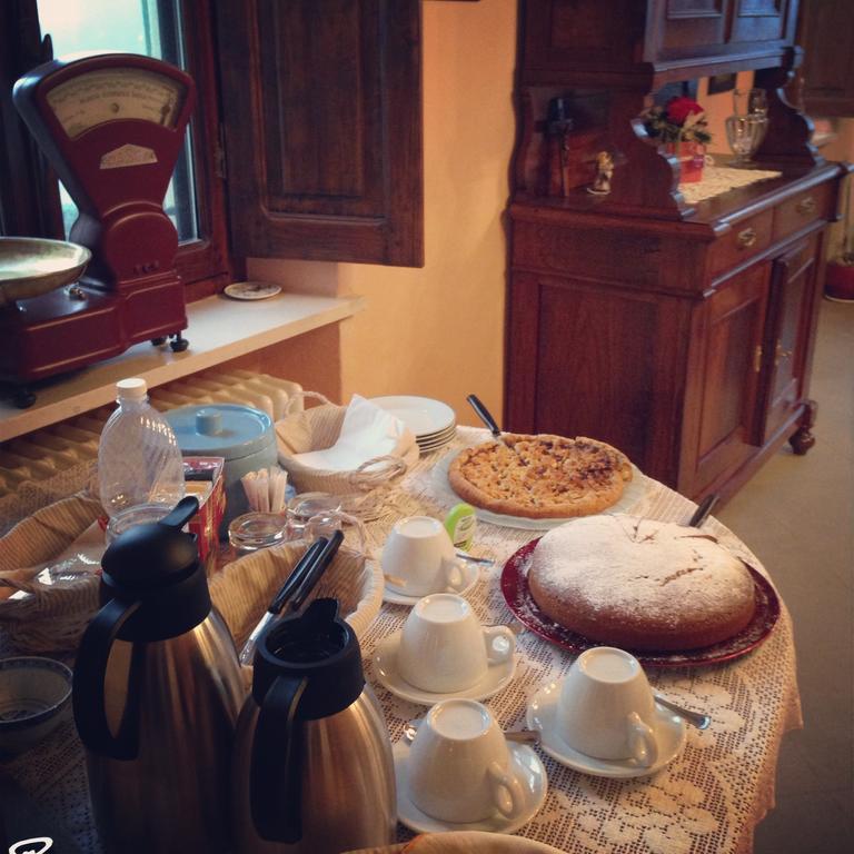 Agriturismo Fruttirossi Trofarello ภายนอก รูปภาพ