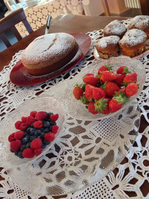 Agriturismo Fruttirossi Trofarello ภายนอก รูปภาพ