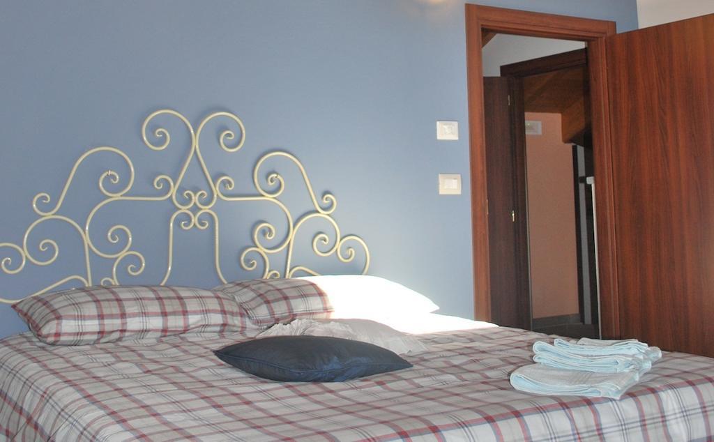 Agriturismo Fruttirossi Trofarello ห้อง รูปภาพ