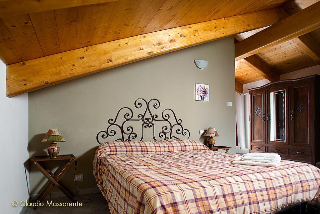 Agriturismo Fruttirossi Trofarello ภายนอก รูปภาพ